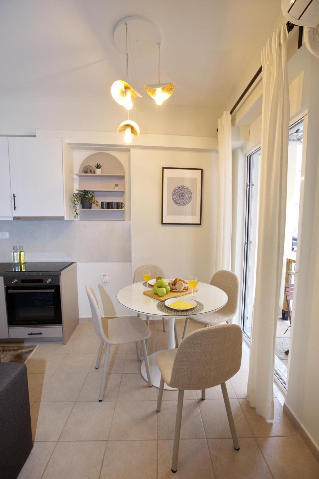 Apartment Evnea *